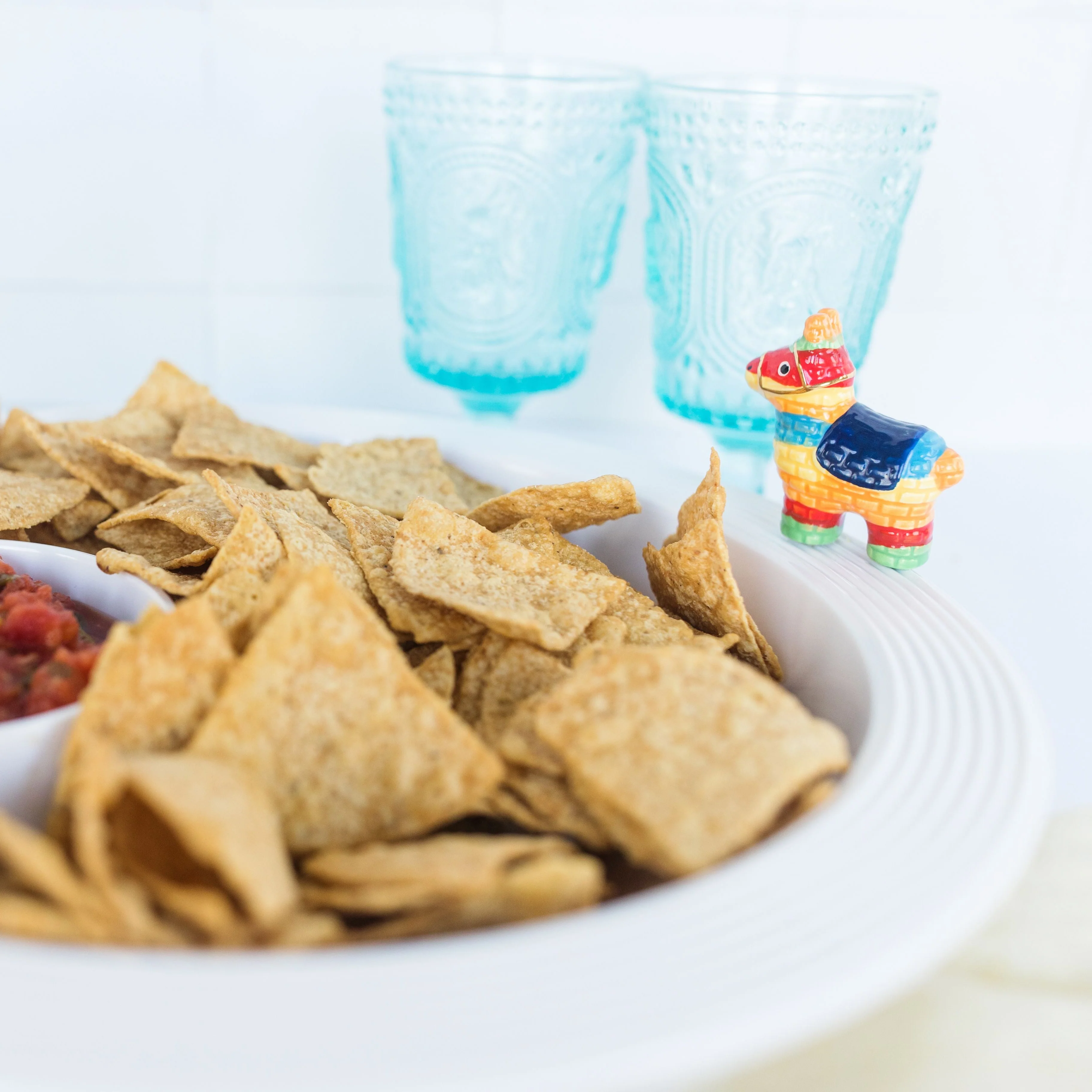 pinstripes melamine chip and dip - Image 4