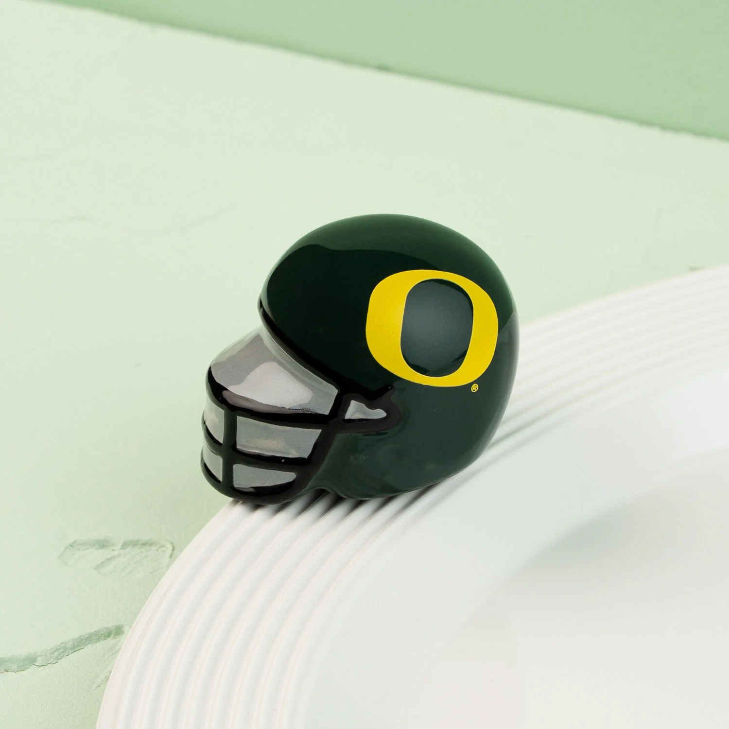 University of Oregon helmet - Image 2